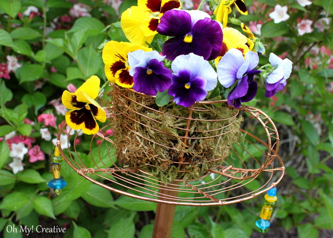 Wire Teacup Garden Stake