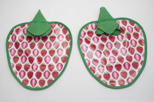 Laminated Strawberry Placemat Set