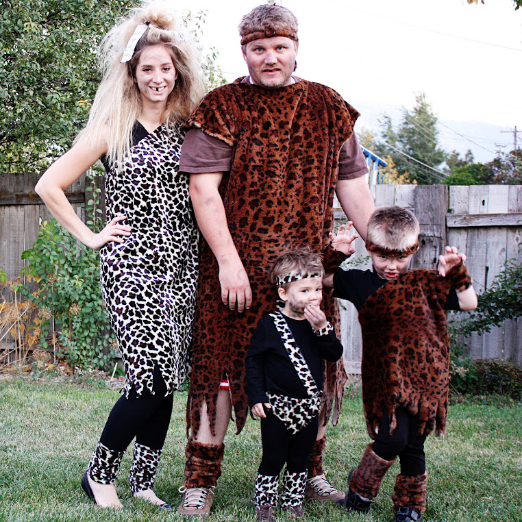 Family Of Cavemen Costumes
